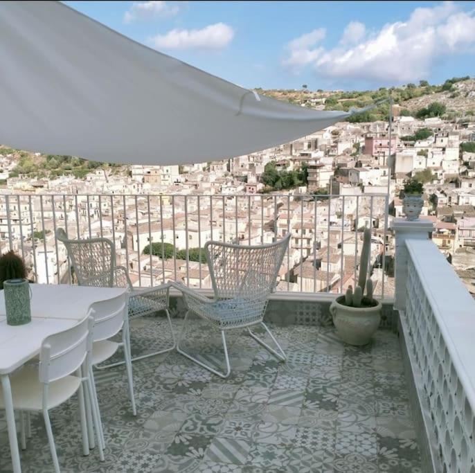 Terrazza Con Vista 'Casa Ziicedda' Villa Modica Kültér fotó